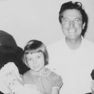 me-lee-the-old-man-at-christmas (1)