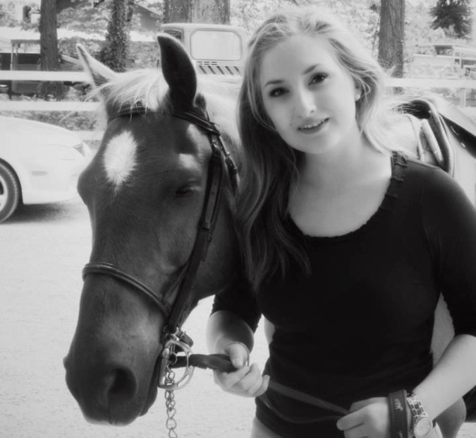 558541_10150782374766266_1931909979_n 2