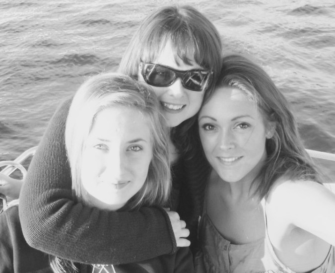 45033_420496191265_675378_n-1 (1)