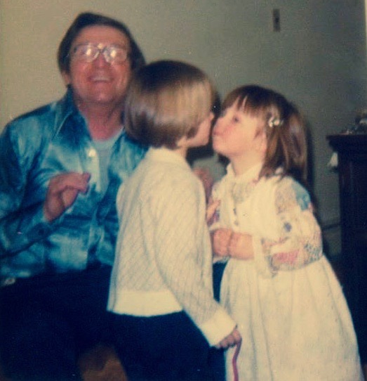 463145_10150821032286644_1591618065_o (1)